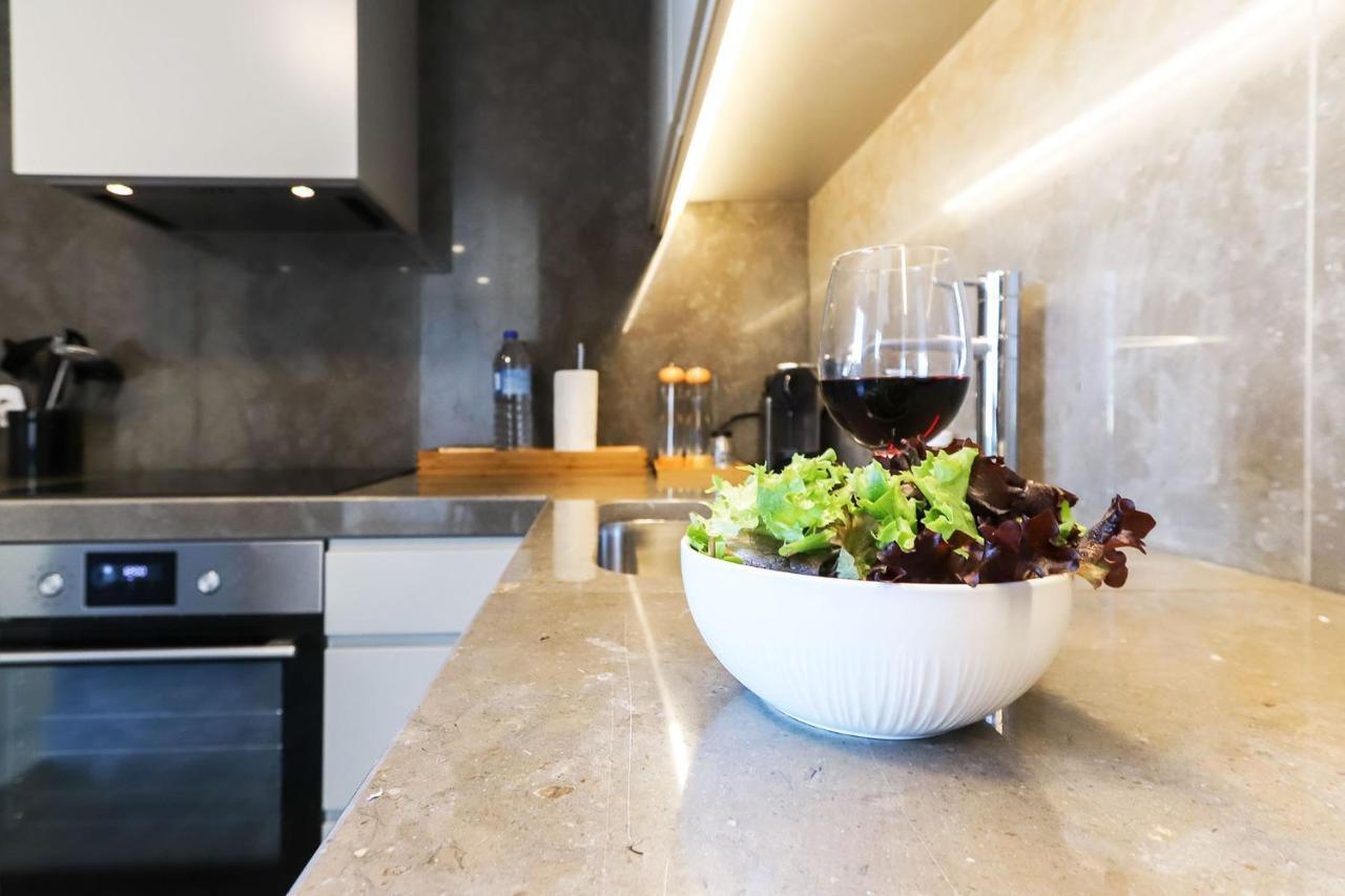 Marques De Pombal Duplex With Terrace By Homing Apartment Lisbon Luaran gambar